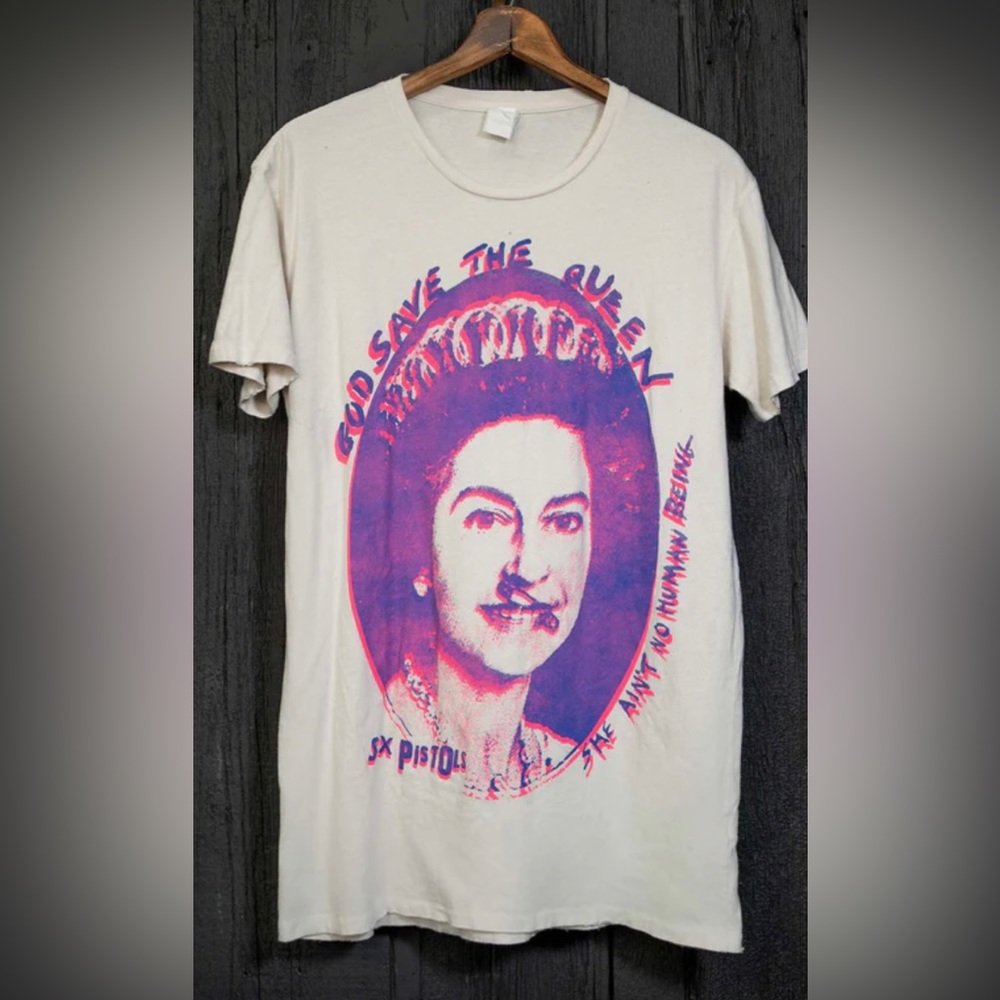 Madeworn SEX PISTOLS GOD SAVE THE QUEEN OVERSIZED TEE - XS